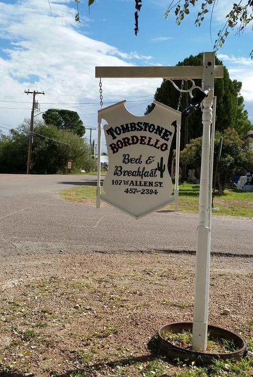 Tombstone Bordello Bed & Breakfast Экстерьер фото